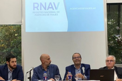 ​Fabián Lattanzio de FAEVYT disertó en la Jornada de derecho del turismo sobre el RNAV